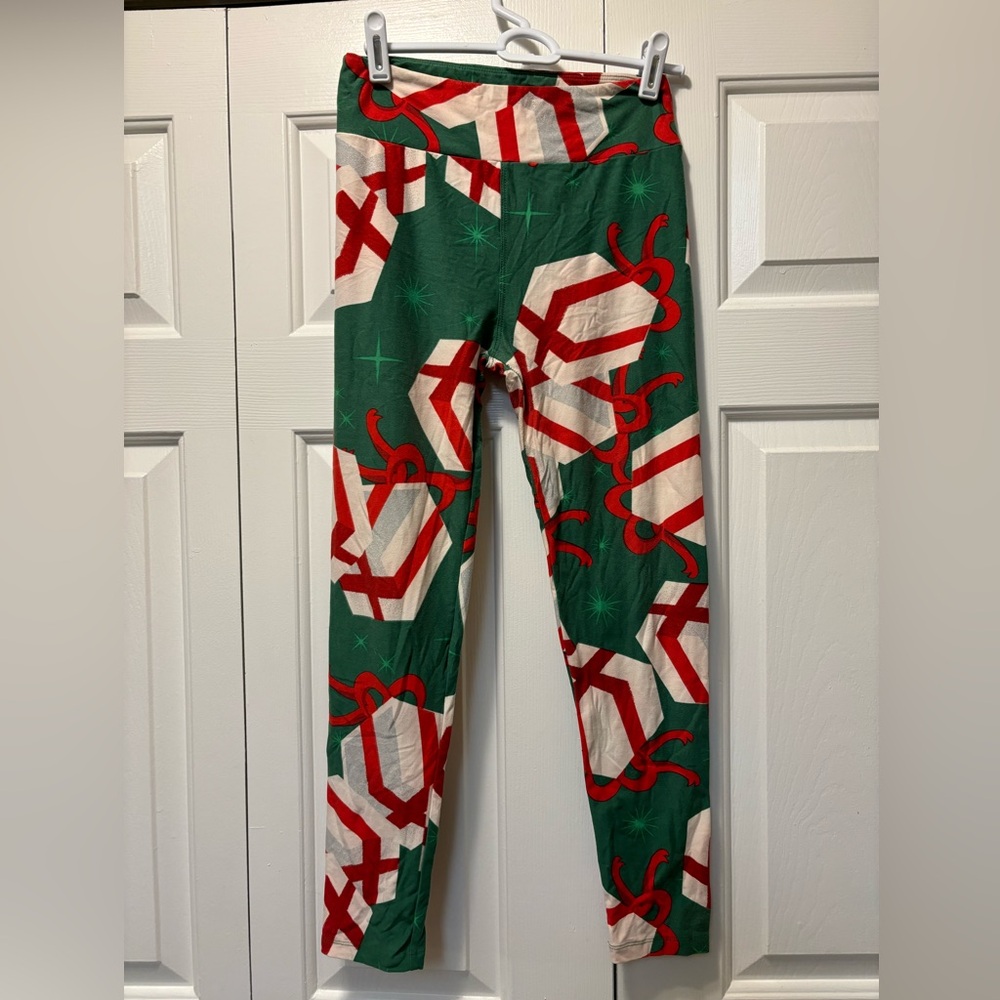 LuLaRoe Christmas leggings